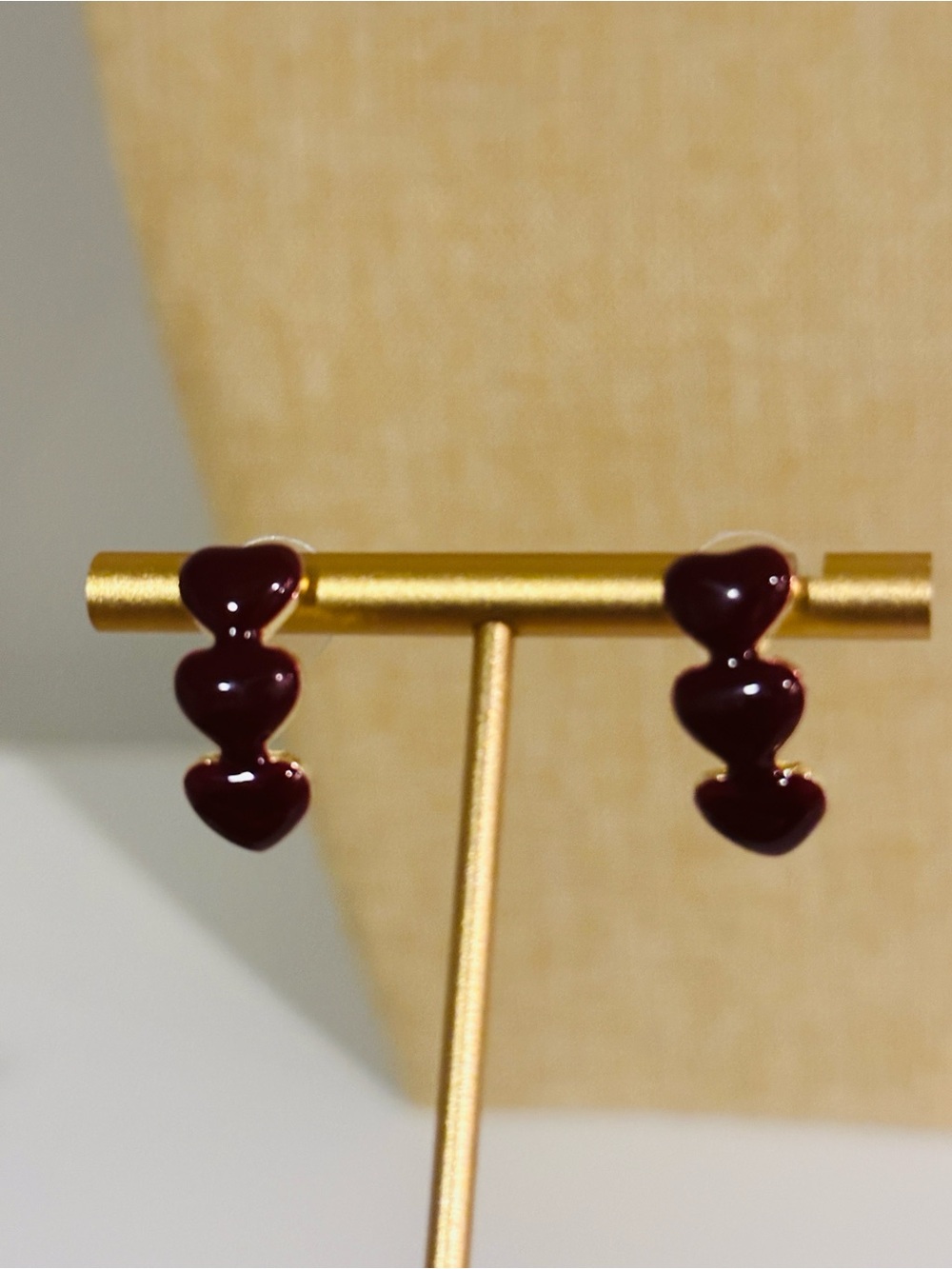 Fashion Jewelry Triple Heart Stud Drop Earrings - Deep Wine